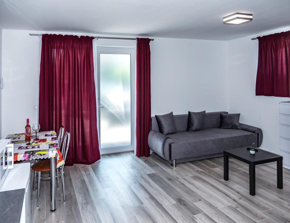 Feda Apartmanhaz Balatonboglár Exteriör bild