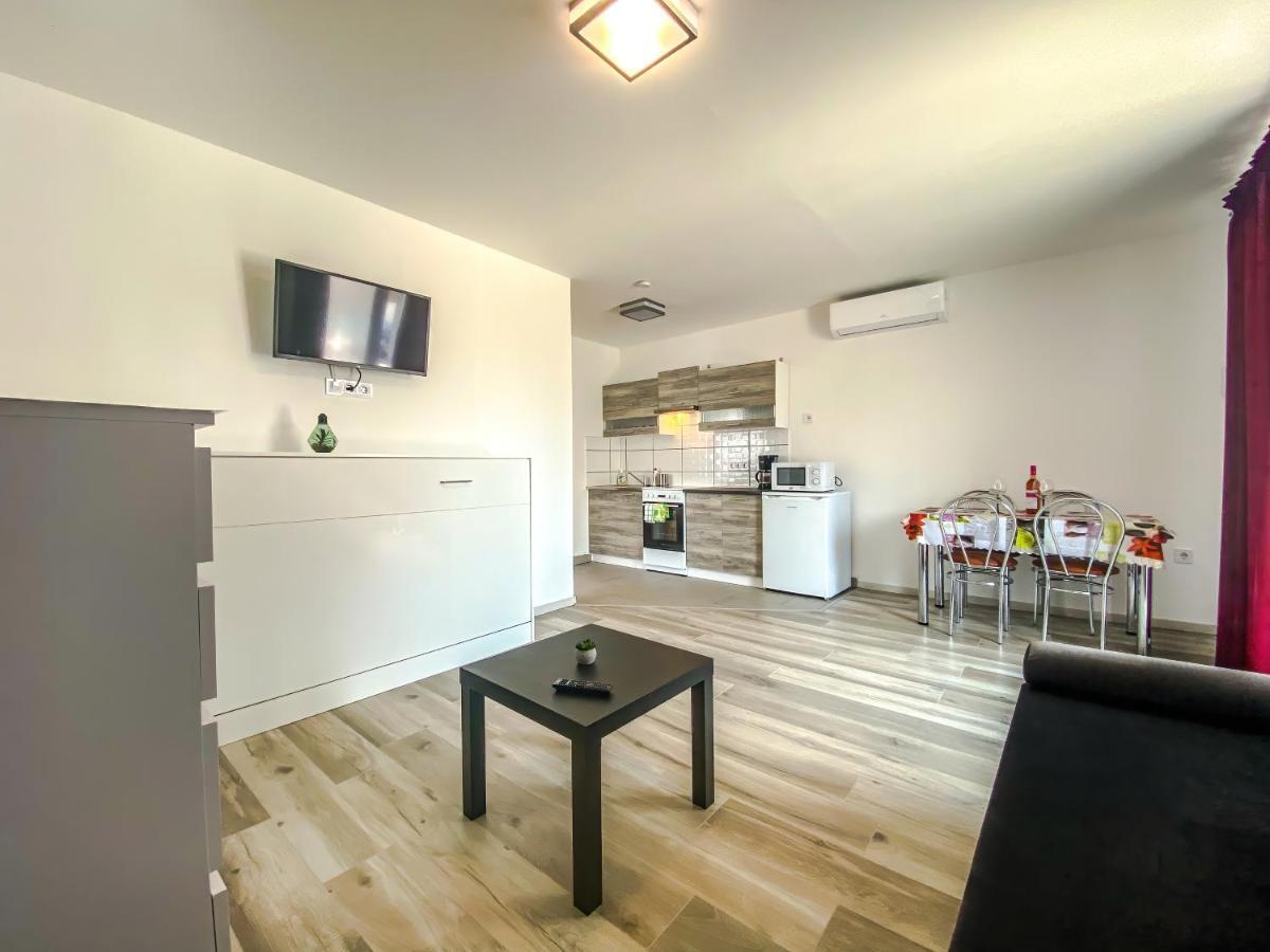 Feda Apartmanhaz Balatonboglár Exteriör bild