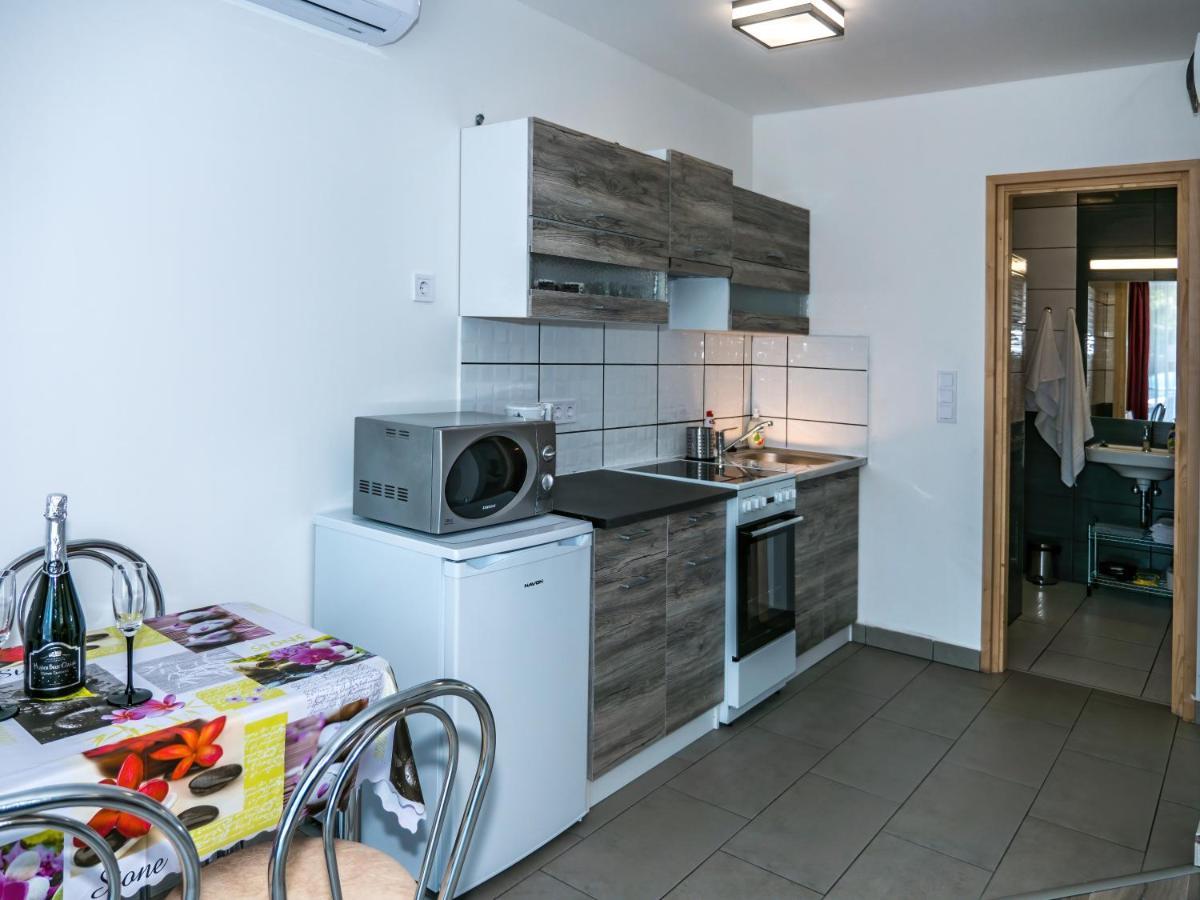 Feda Apartmanhaz Balatonboglár Exteriör bild